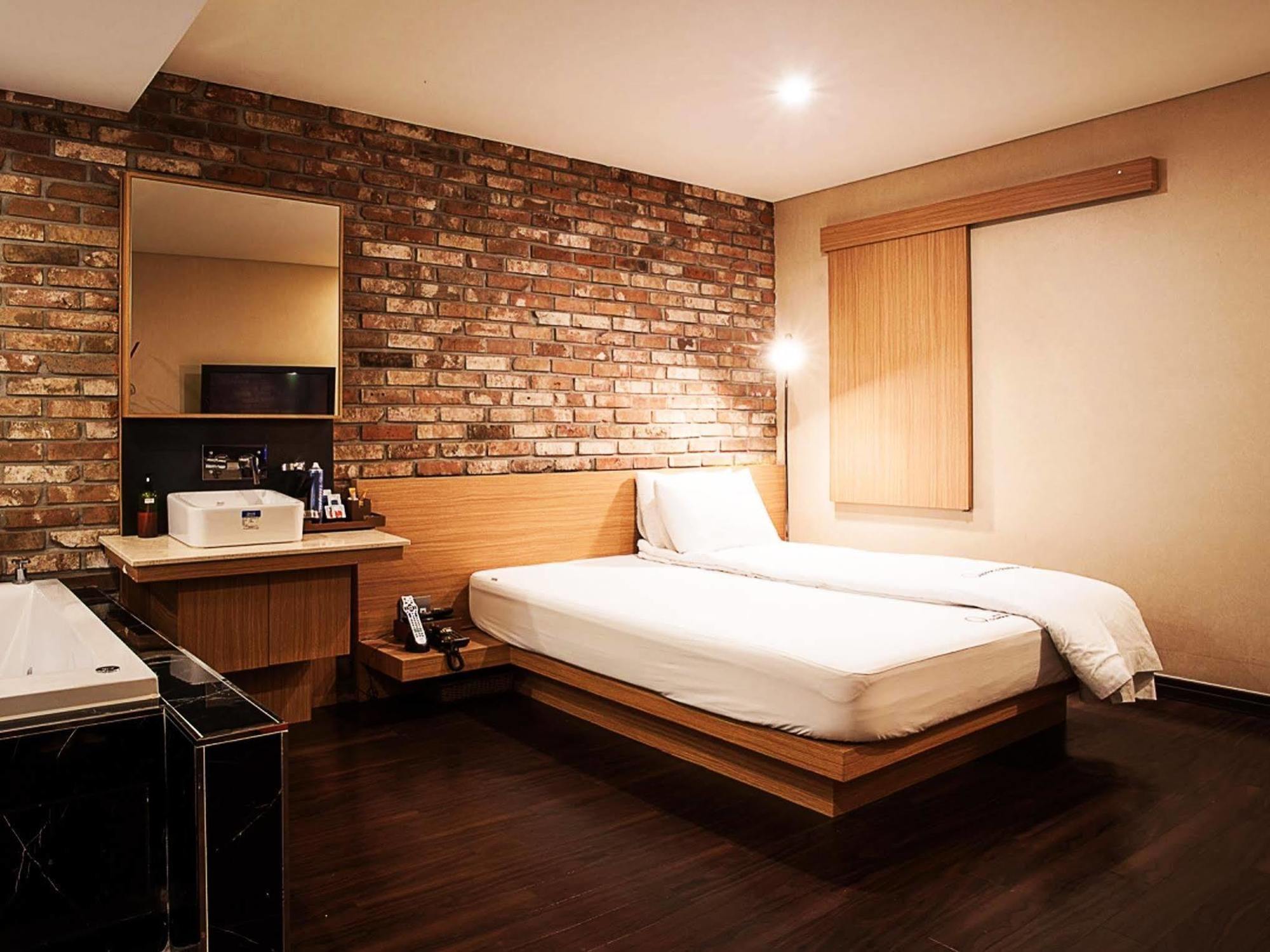 Comma Hotel Busan Eksteriør billede